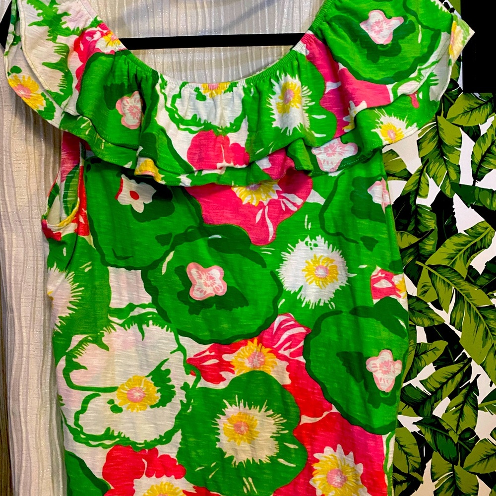 NWOT Lilly Pulitzer ruffle knit top